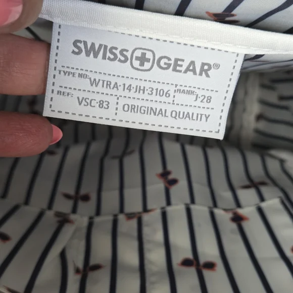 Swissgear Gray Laptop Backpack - Picture 8 of 9